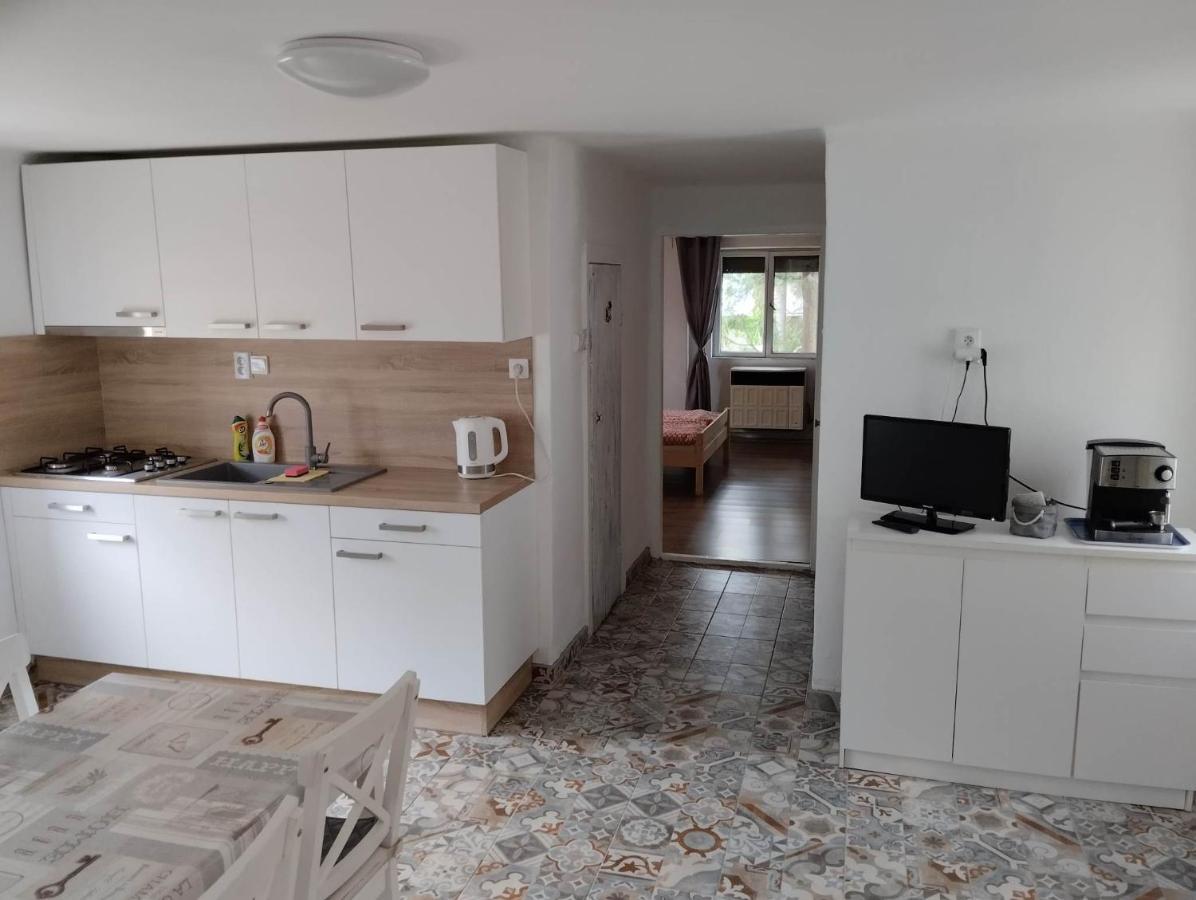 Ubytovanie Tibor Skarba Dunajská Streda Extérieur photo